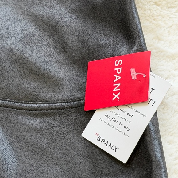 NWT SPANX Black Faux Leather Leggings Size XL - Picture 6 of 8